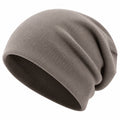 Gorro Beanie de Franjas Gris Oscuro y Claro