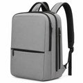 Mochila Multifuncional Beige para Viajes, Trabajo y Uso Diario